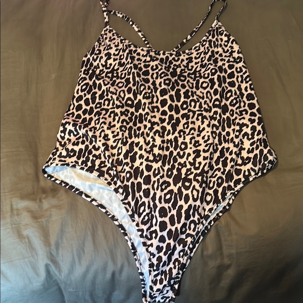 Leopard Print One-Piece bodysuit